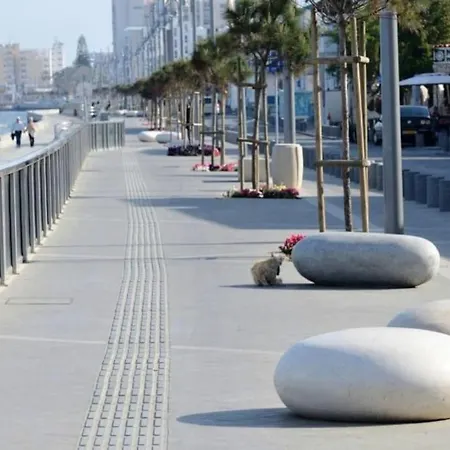 Διαμέρισμα άνετο παραλιακό μακενζι