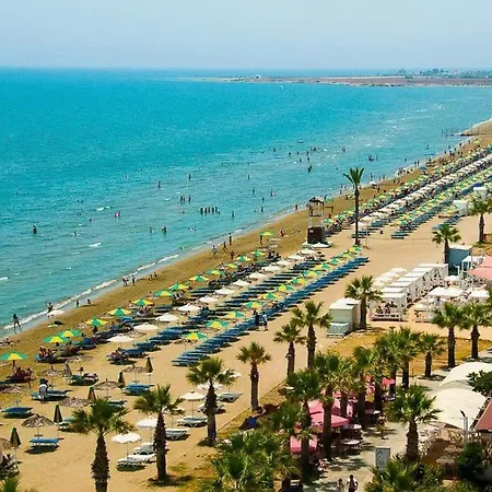 άνετο παραλιακό μακενζι